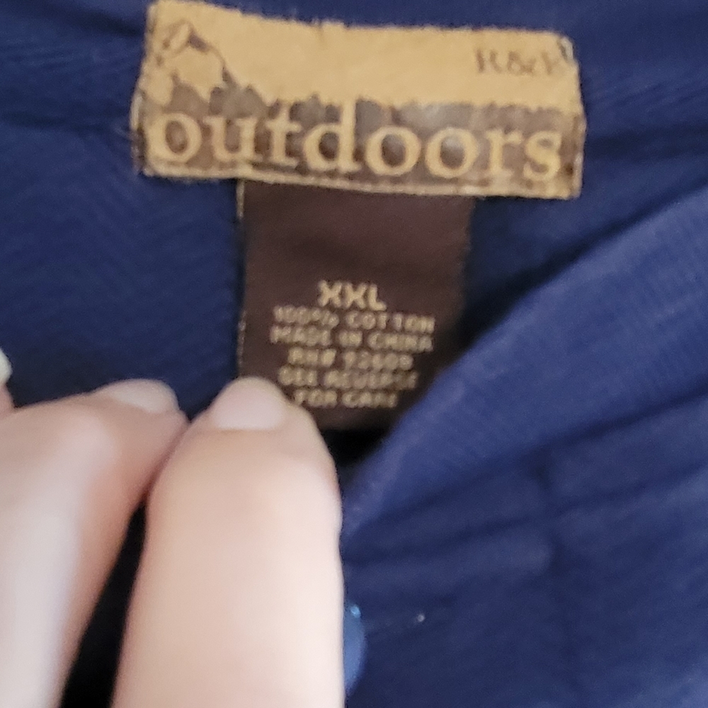 Outdoors - Picture 4 of 5